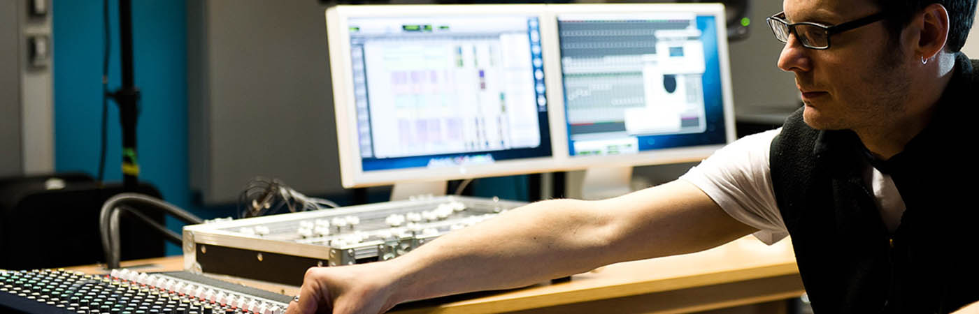 Music composition mixing desk